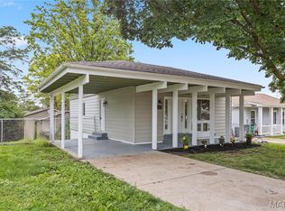 1468 Elmridge Pl, Saint Louis, MO 63132