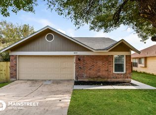 8405 Maple Ridge Dr, San Antonio, TX 78239