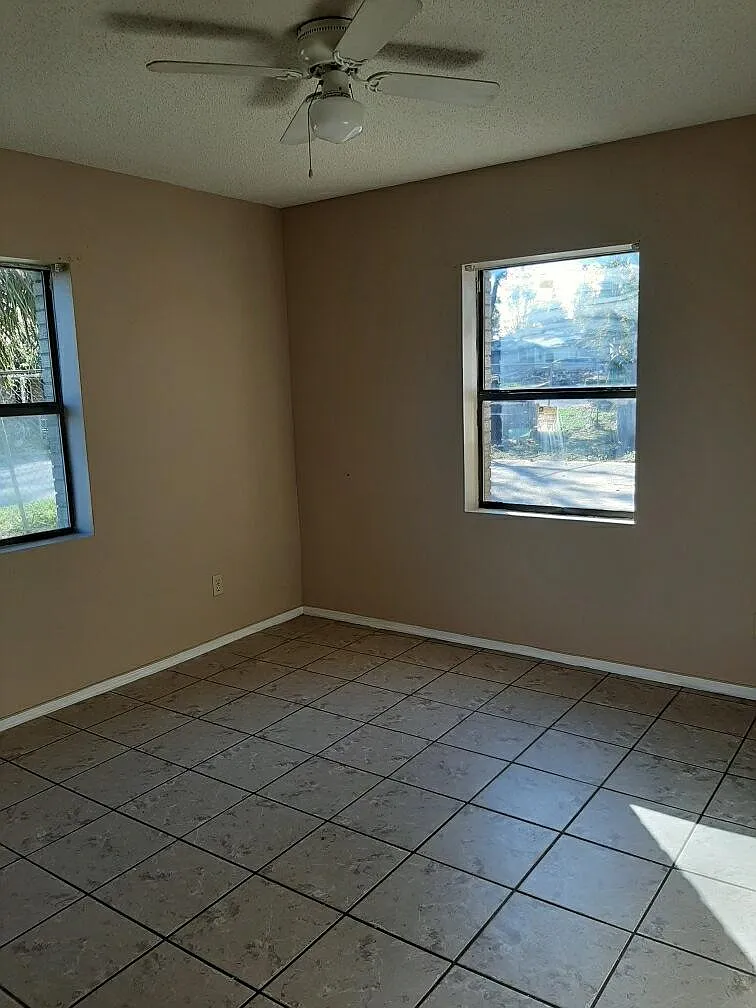 1001 N M St — Photo 4