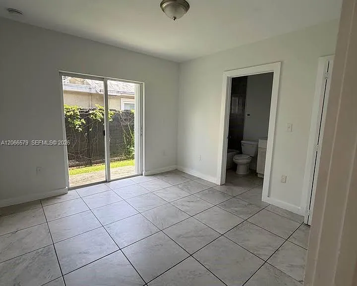 2635 NW 24th Ave — Photo 8
