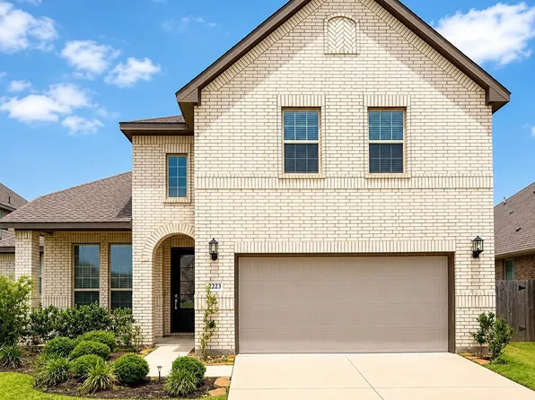 2223 Rustboro Dr, Rosenberg, TX 77469