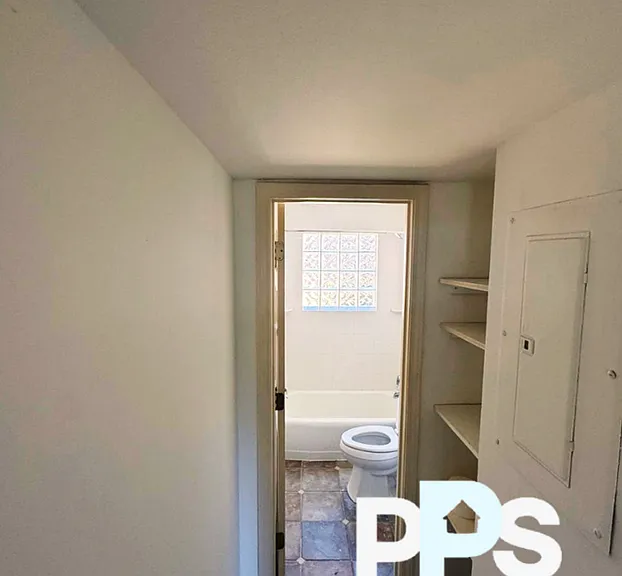 615 Boulevard SE #7 — Photo 12