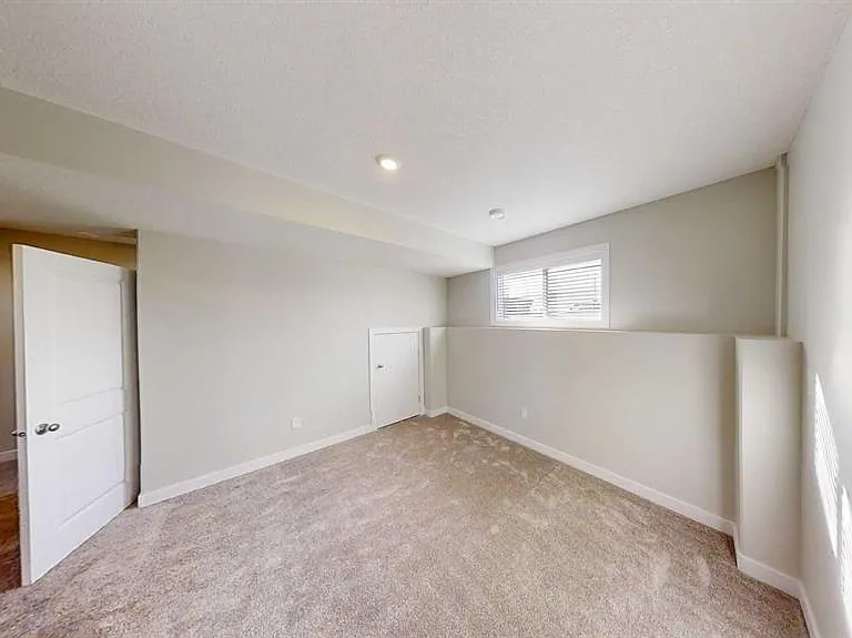 9549 114th Ave #B — Photo 11