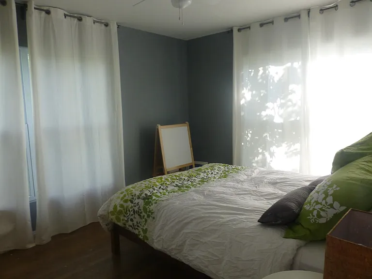 Secondary bedroom with great light!