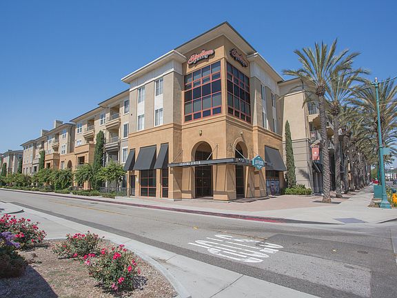 3rd image of 1801 E Katella Ave APT 2112