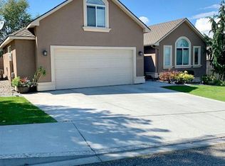 3410 S Johnson St, Kennewick, WA