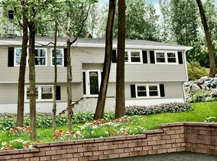 413 River Styx Rd, Hopatcong, NJ 07843