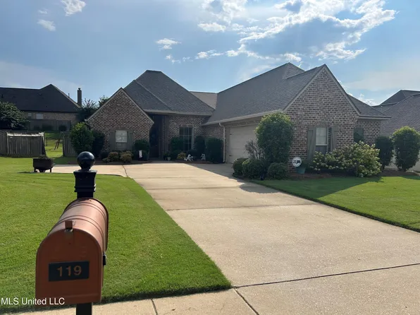 119 Claiborne St, Madison, MS 39110