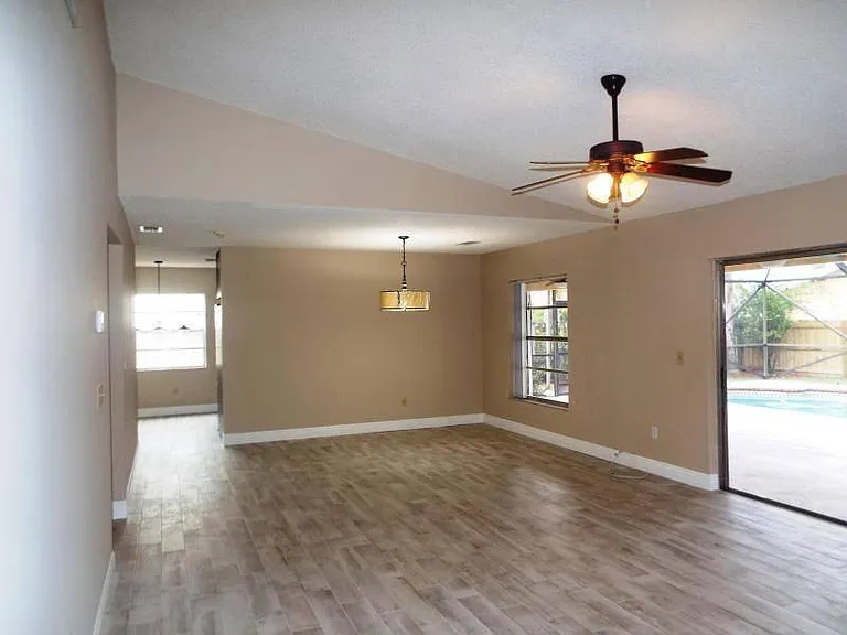 1268 Pinetta Cir — Photo 18