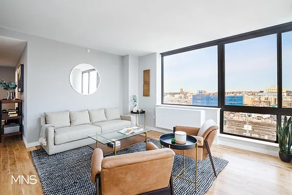 Rented by MNS Marketing | media 25