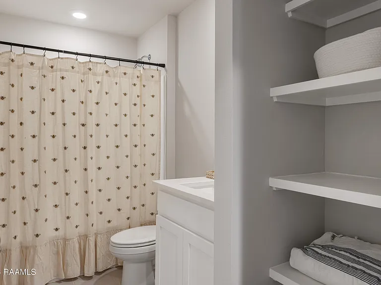 105 Harvest Falls Dr — Photo 13