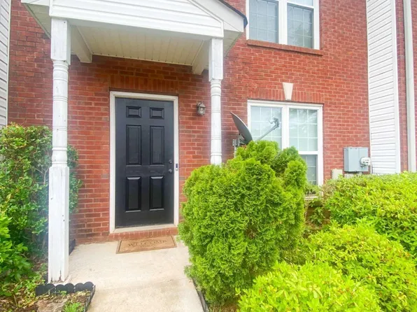 5553 Strathmoor Manor Cir, Lithonia, GA 30058