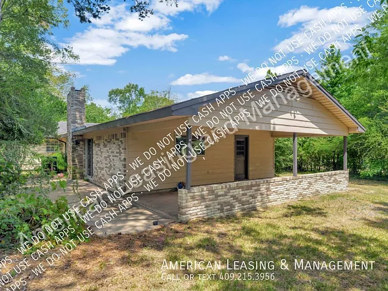 1301 Spring Lake Dr — Photo 17