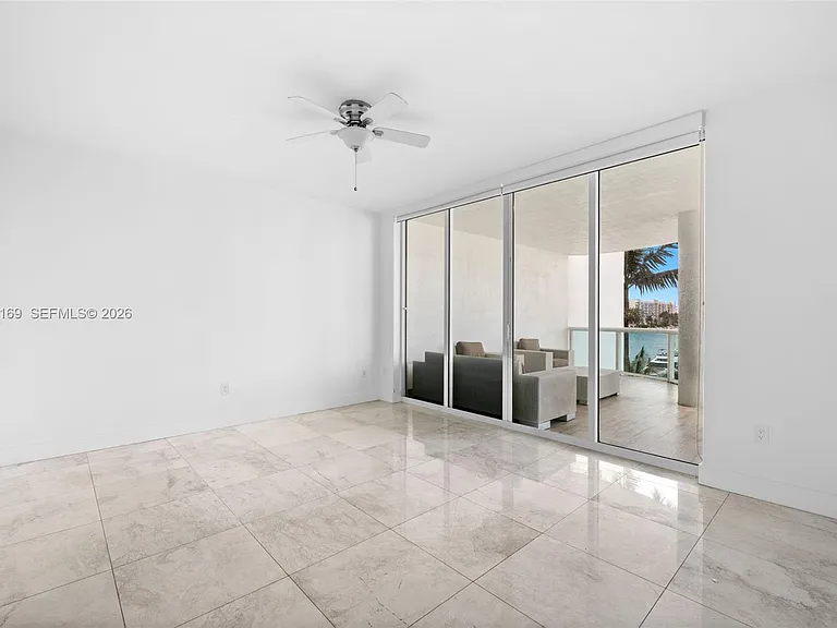 7918 Harbor Island Dr #311 — Photo 28