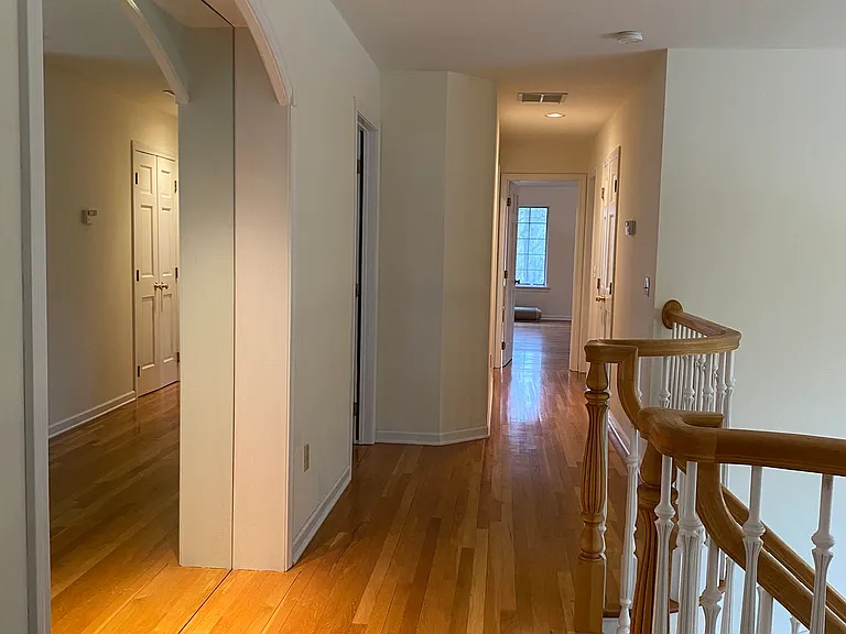 HallwayUpStairs