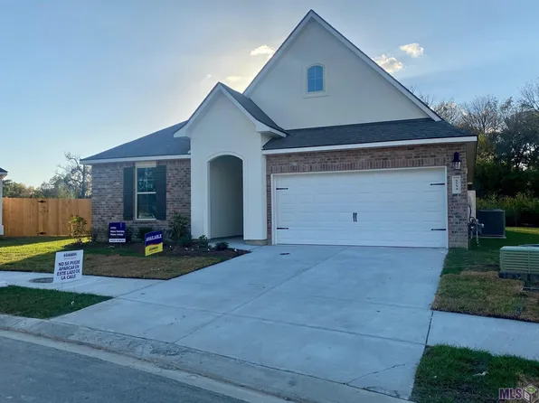 5554 Heron Landing Dr, Baton Rouge, LA 70816