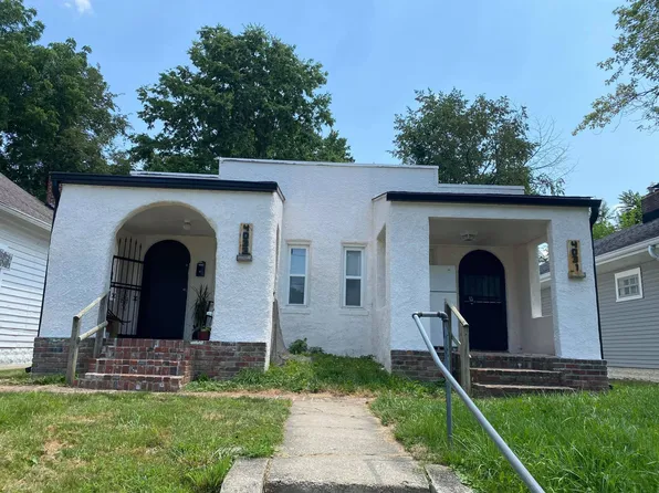 4031 Boulevard Pl, Indianapolis, IN 46208