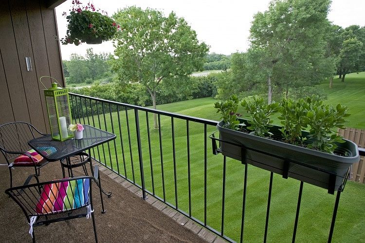 Balcony view.