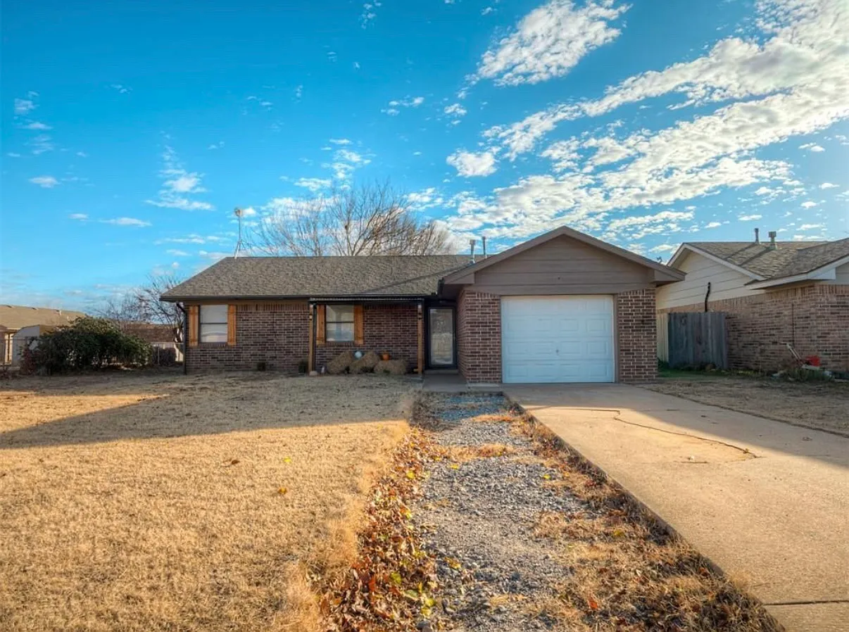 3 bed, 1006 sqft, $1,250 — Photo 2