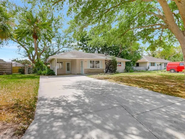 2716 Cheryle Ln, Sarasota, FL 34237