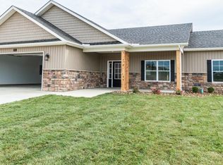 74 Steve Cir, Hurricane, WV 25526