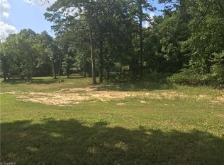 2019 Thayer Cir, Greensboro, NC 27407