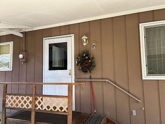 2nd image of 312 Saint Clair Ave
