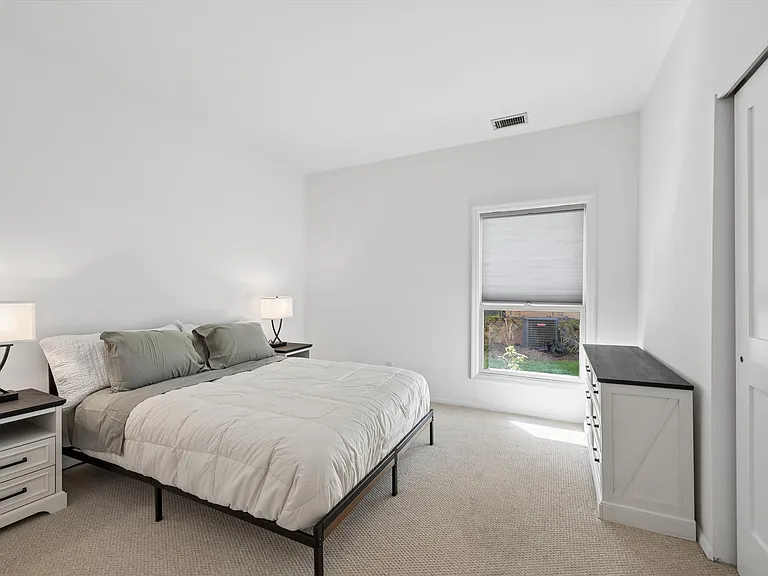 21 S Fulton Dr #3 — Photo 17