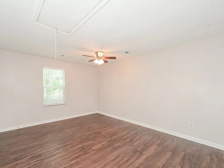 405 Rill Crest Ct — Photo 10