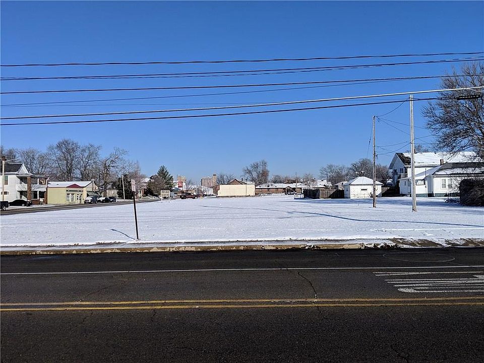 1st image of 1742 Meridian St