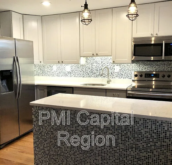 2211 Washington Ave #203 — Photo 4