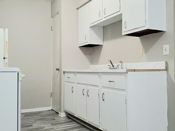 406 Burbank Dr APT 70