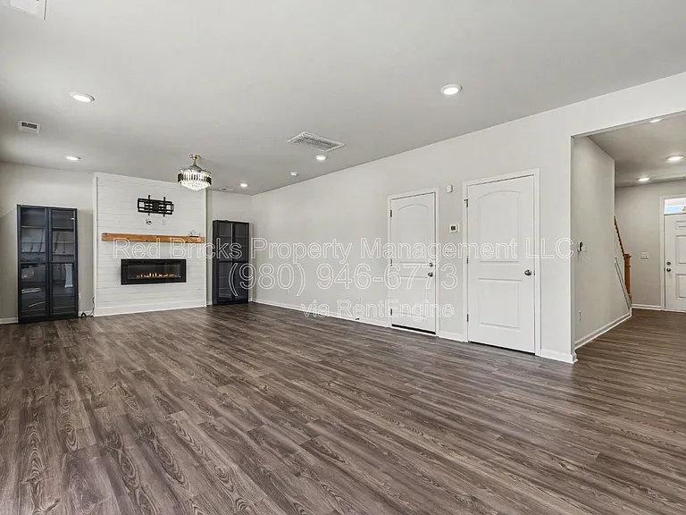 6018 Weddington Pointe Dr — Photo 10