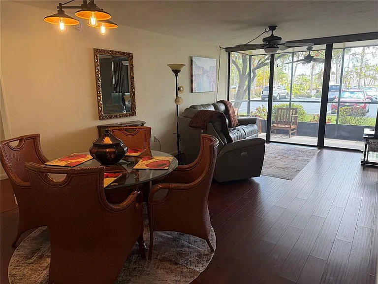 618 Bird Bay Dr S #110 — Photo 7