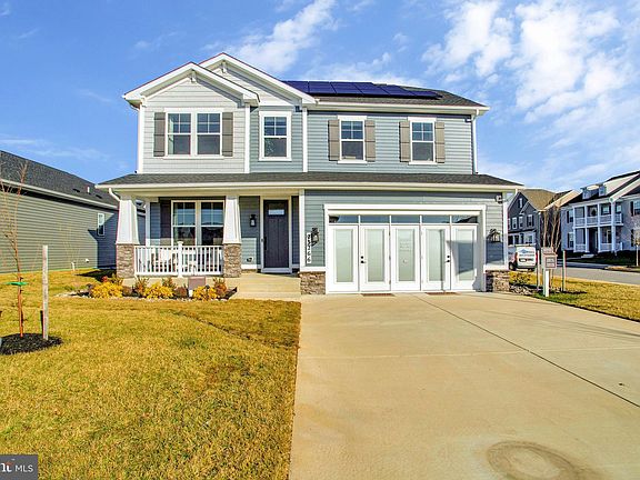 2nd image of 23266 Applewood Ln