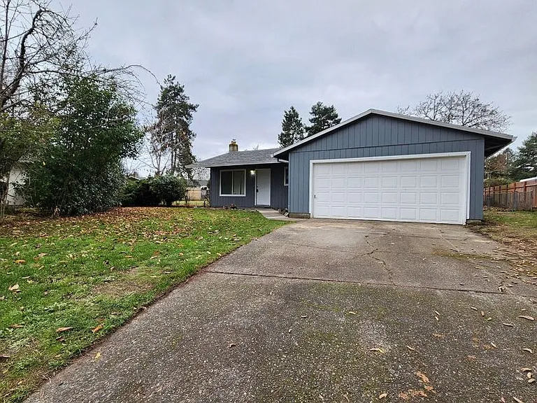 1829 NE 23rd Ct — Photo 3