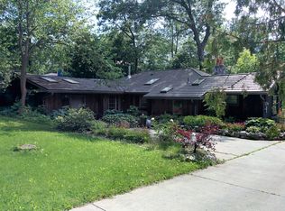 2925 Riverside Dr, Port Huron, MI 48060