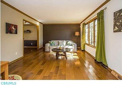 3rd image of 373 Potomac Ave