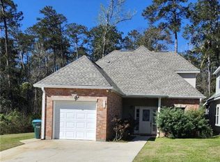270 Emerald Oaks Dr, Covington, LA 70433