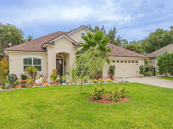 2nd image of 384 Summercove Cir
