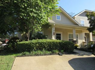 330 Shallow Dr, Taylors, SC 29687