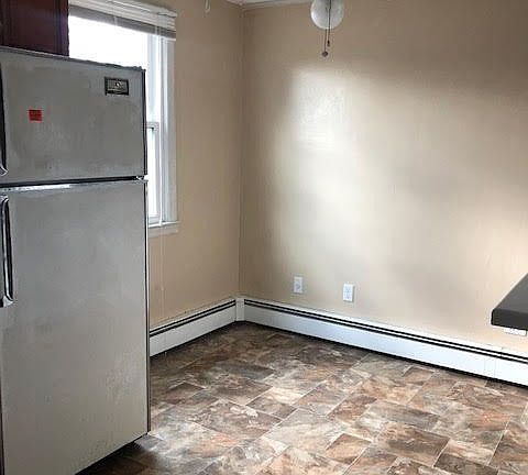 3rd image of 1533 Lydia Ave