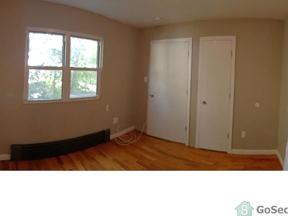 5th image of 7 Sharpe Ave #1