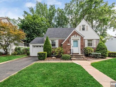 274 Baldwin Ave, New Milford, NJ, 07646