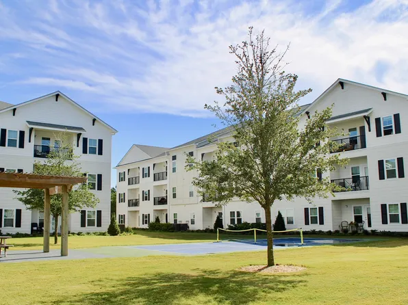 Azalea Bay Apartments, 3511 Gulf Breeze Pkwy #4207, Gulf Breeze, FL 32563