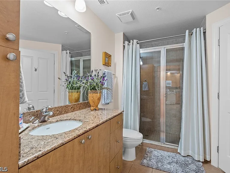 2825 Palm Beach Blvd #213 — Photo 4