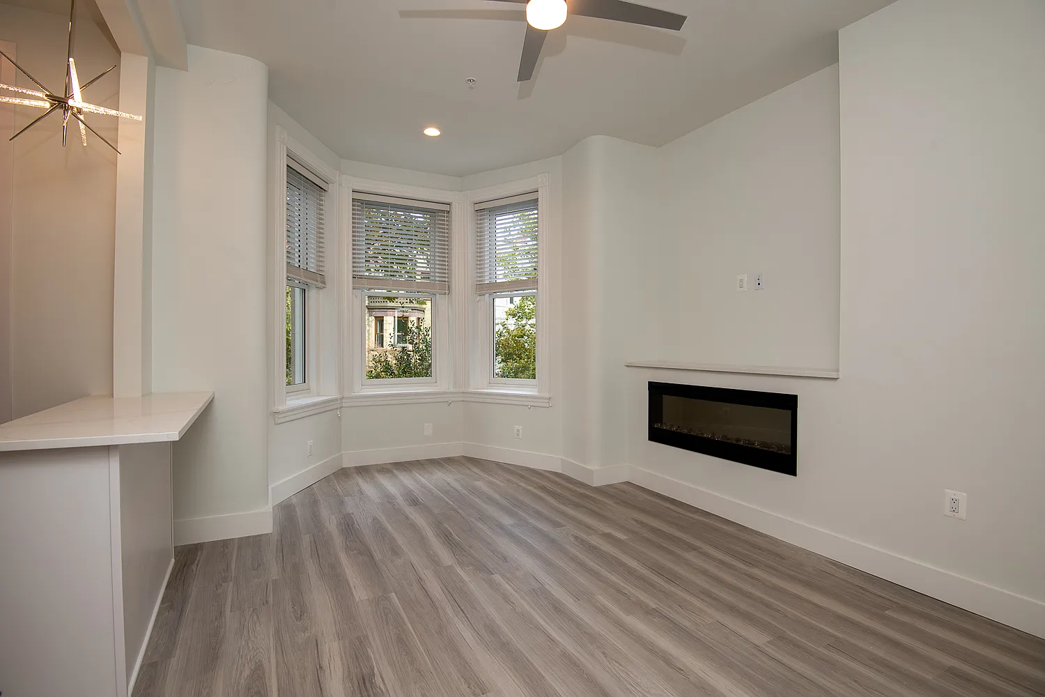 Unit 201 — Photo 2