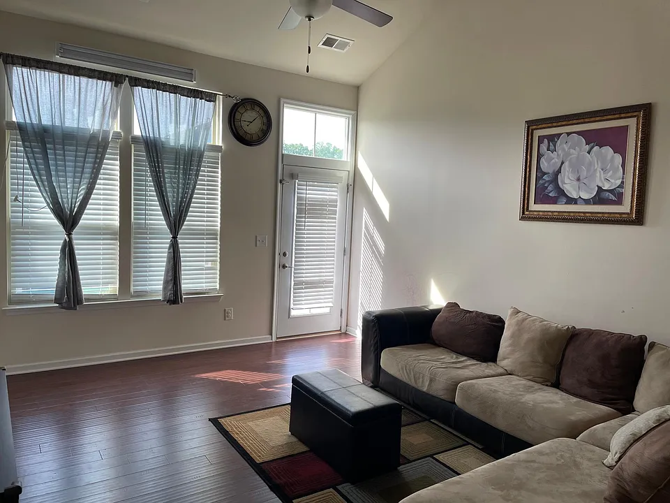 High Ceilings with Fan