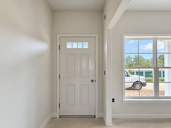 2nd image of 122 Foundry Ln