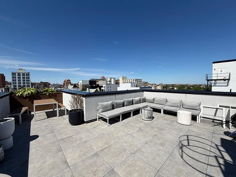 292 Linden Blvd #4D — Photo 8